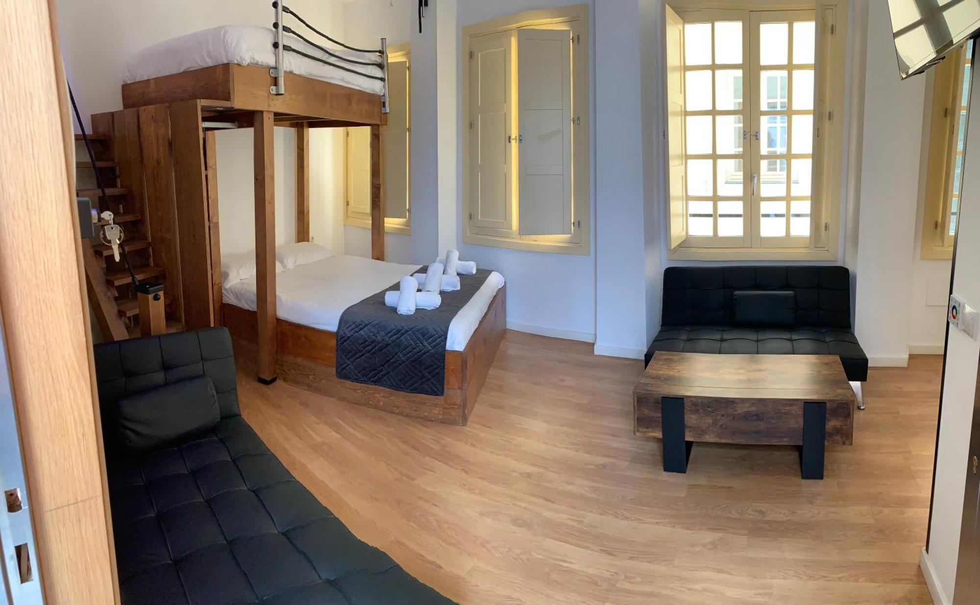Luxury Apartments Chinitas 11 Малага Экстерьер фото